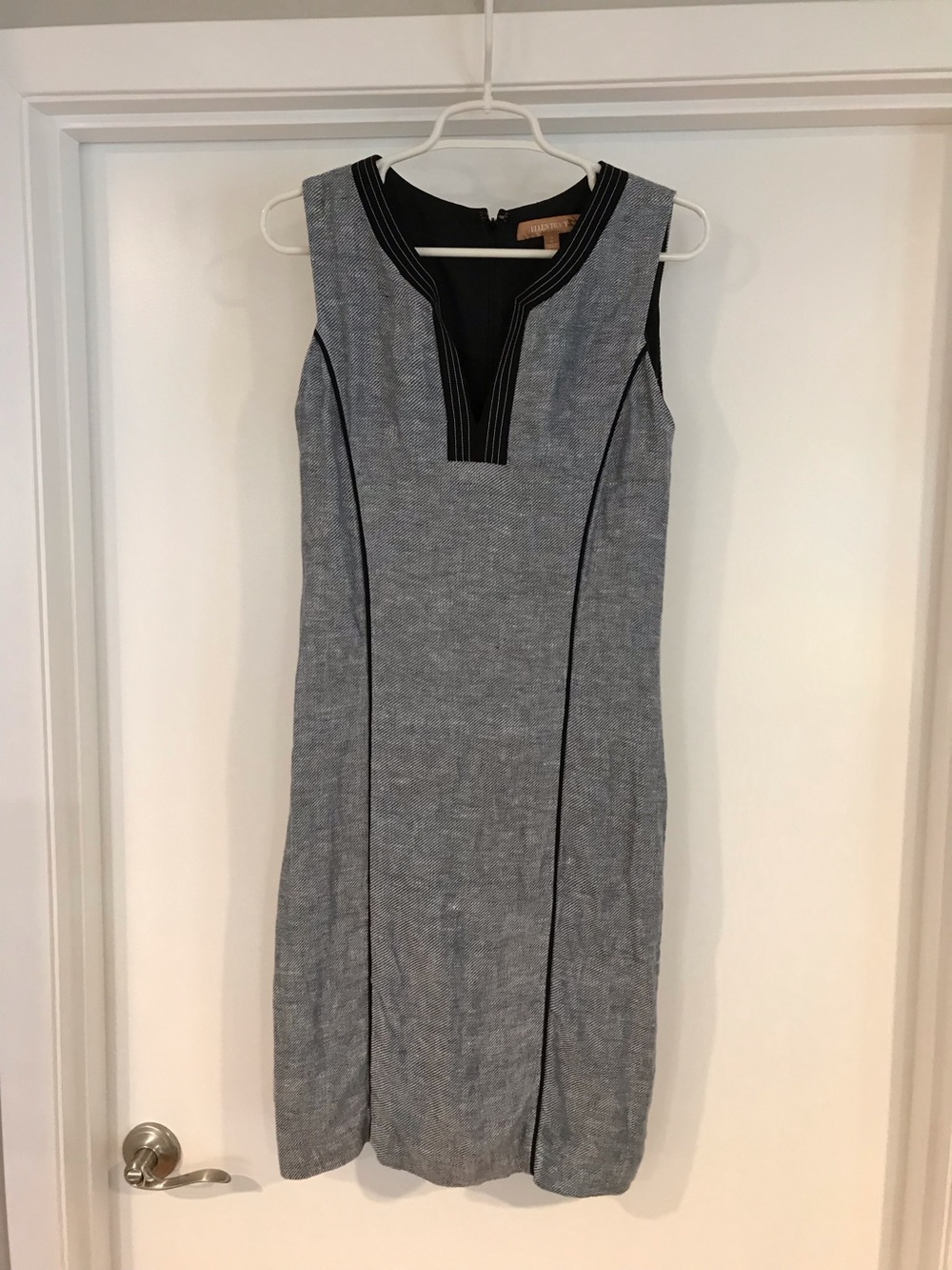 Ellen Tracy Gray Linen Sheath Dress with Black Piping